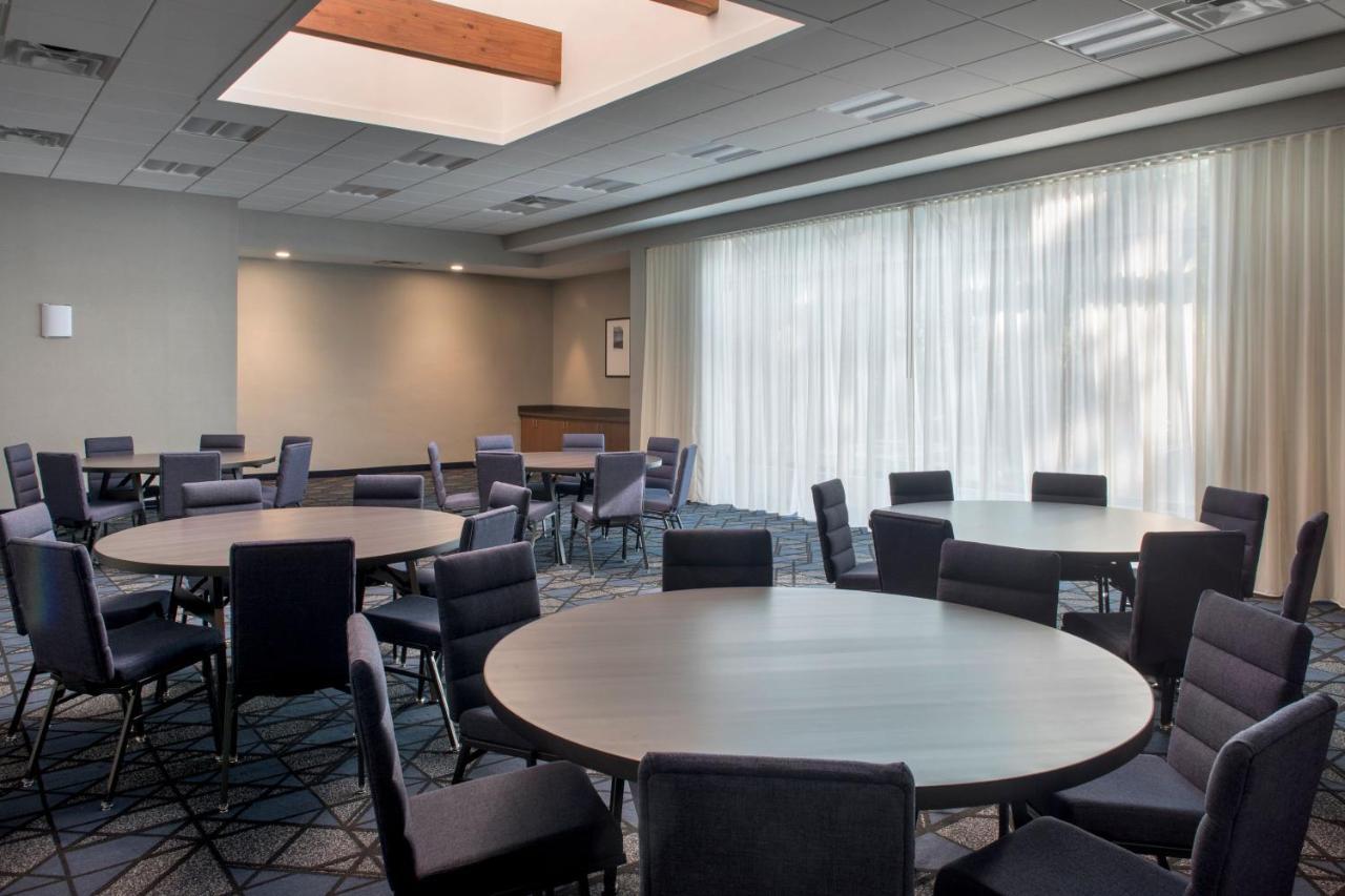 Hotel Courtyard By Marriott Baltimore