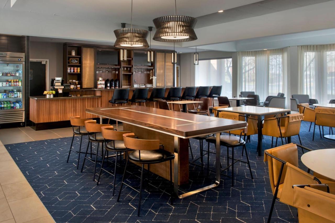 Hotel Courtyard By Marriott Baltimore