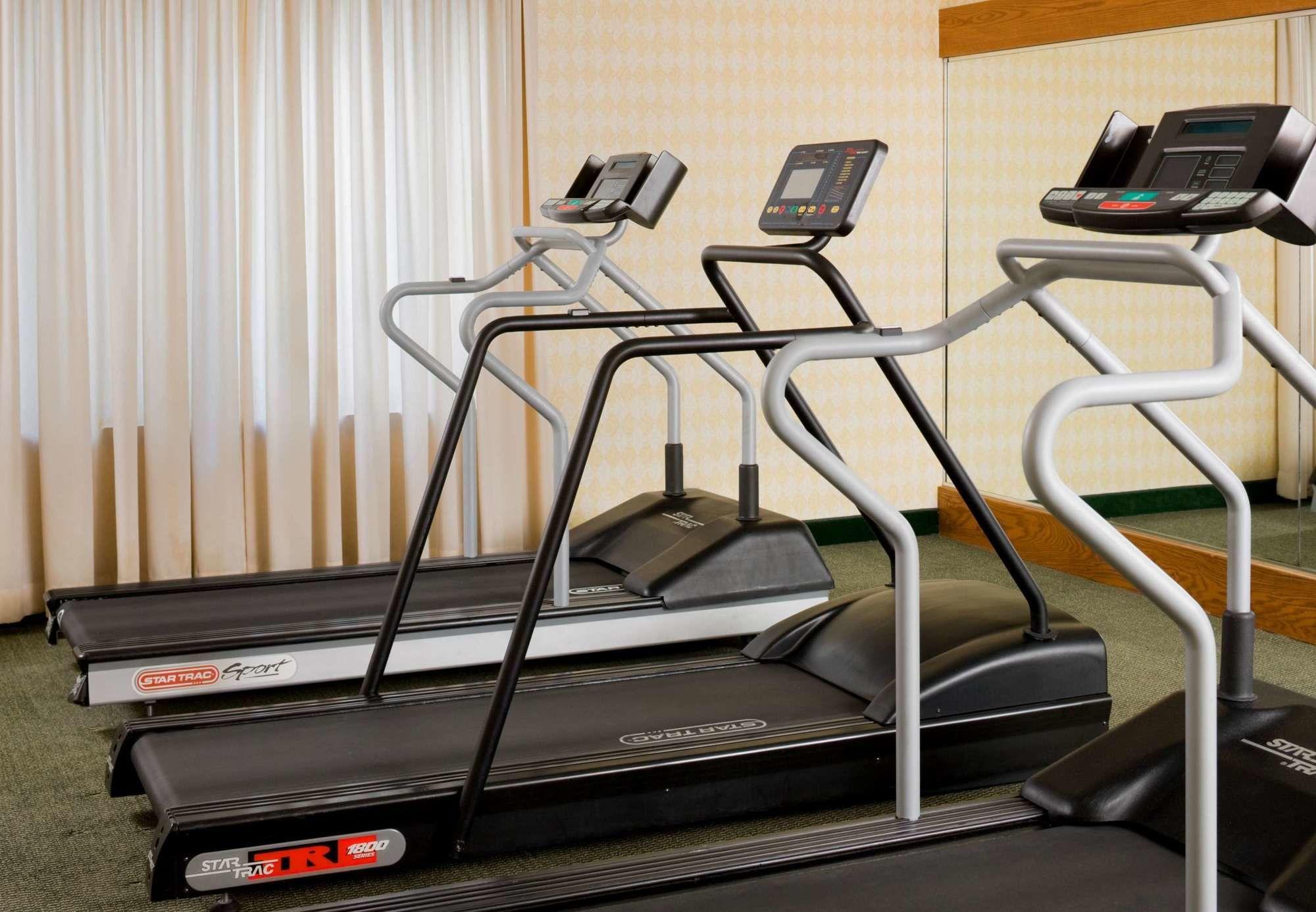 Courtyard By Marriott Baltimore
