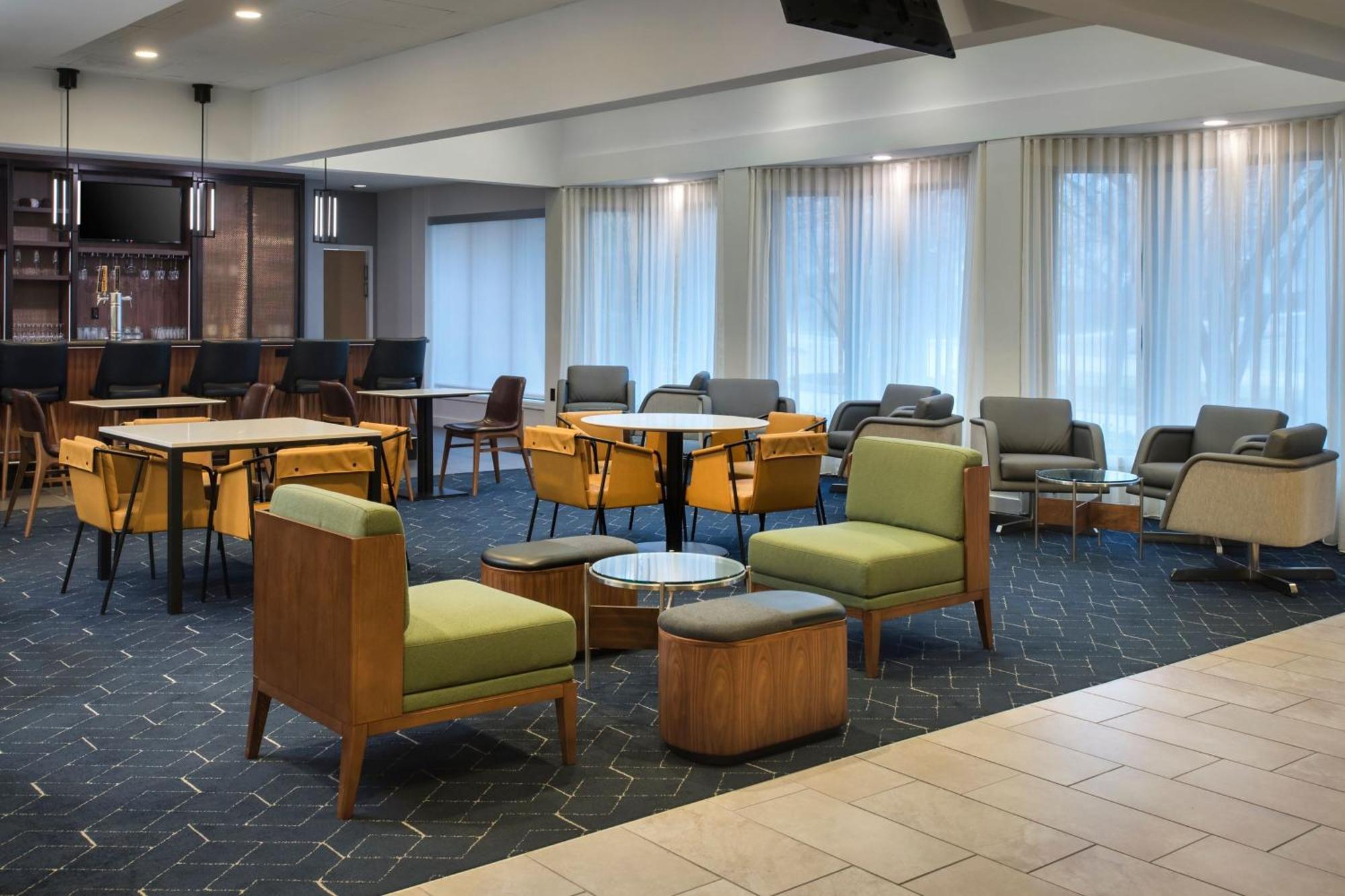 Courtyard By Marriott Baltimore Hotel 3*