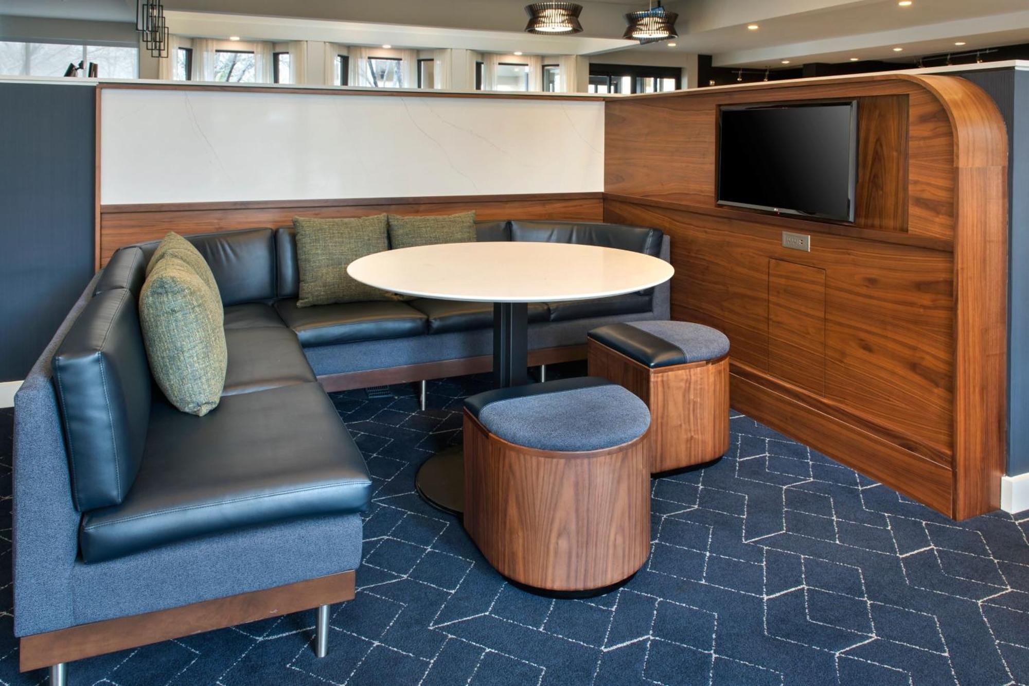 Hotel Courtyard By Marriott Baltimore 3*