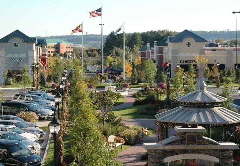 Courtyard By Marriott Baltimore 3*