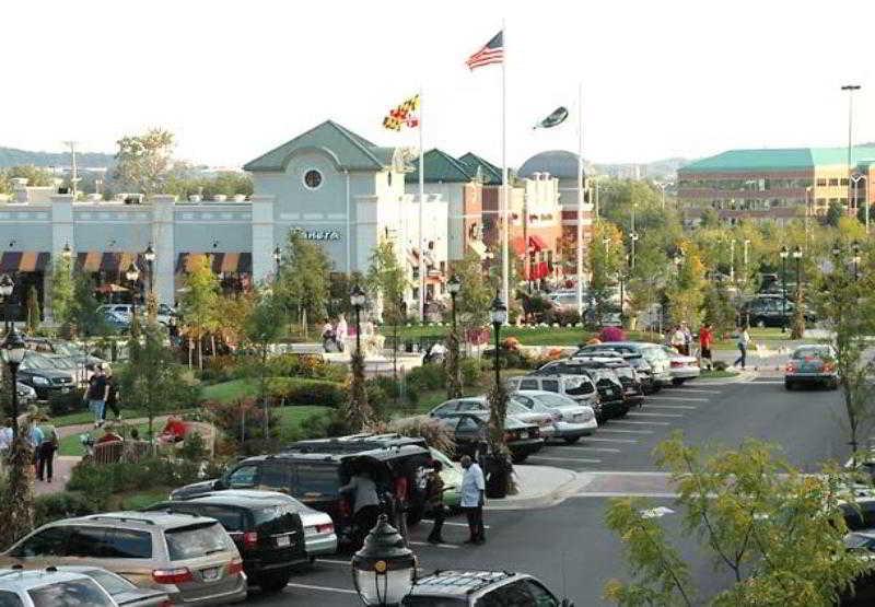 Courtyard By Marriott Baltimore 3*